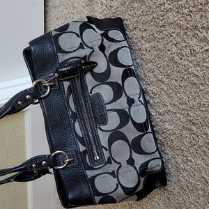 Coach Purse- Authentic Penelope Signature Satchel black logo purse